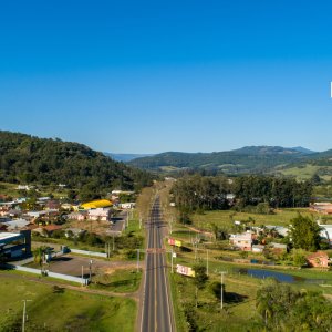 Área de Terra em Rolante / Km 69