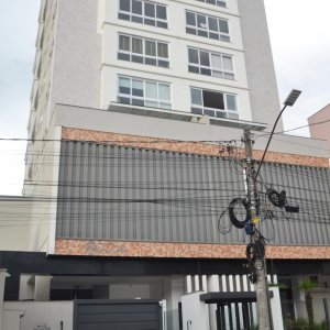 Apartamento em Taquara / Centro